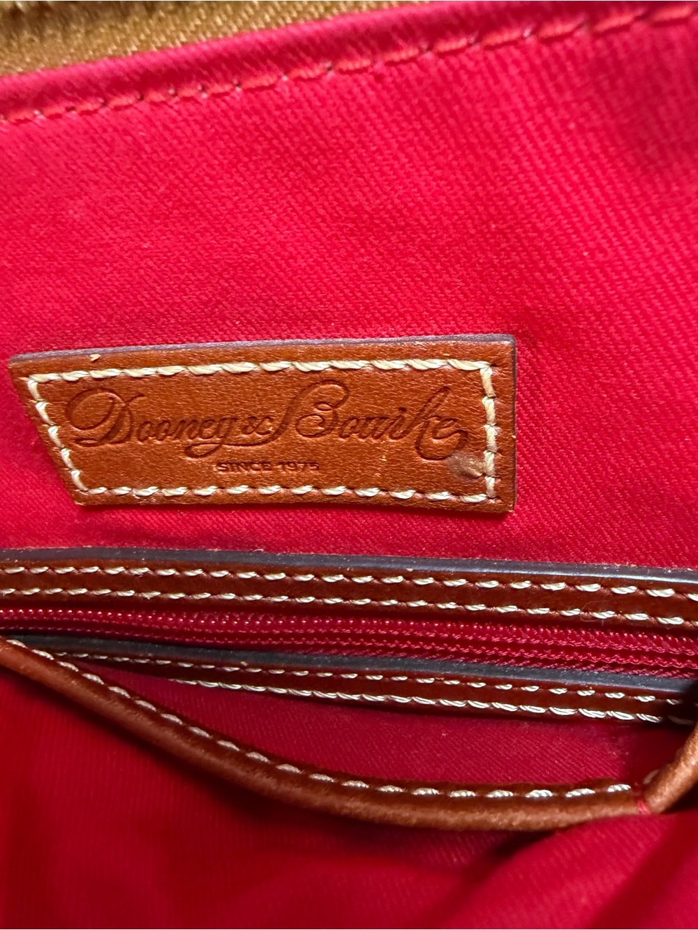EUC Dooney & Bourke Brown Pebbled Leather Crossbody Bag - Picture 10 of 12